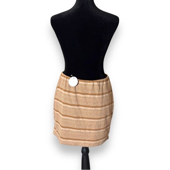 Luca + Grae NWT Bodycon Lined Lg Elastic Waist Woven Nude/Tan Stripe Mini Skirt - Picture 14 of 16